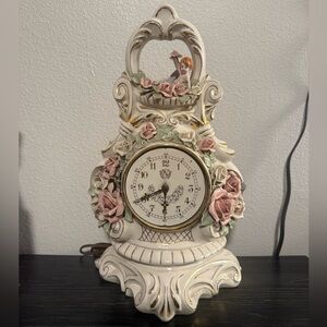 Vintage Heirlooms of Tomorrow Porcelain Mantel Clock | Sessions Movement